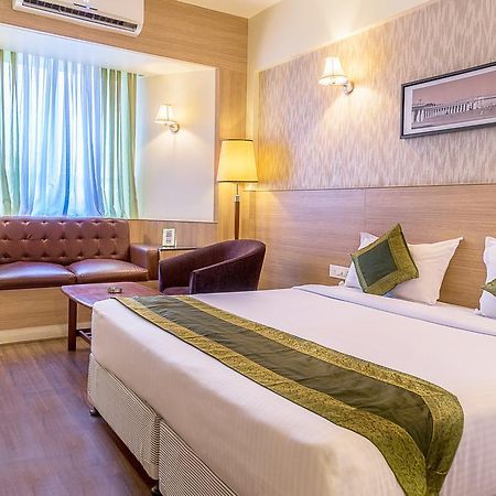 Treebo Premium Grand Emerald Pimpri-Chinchwad Екстер'єр фото