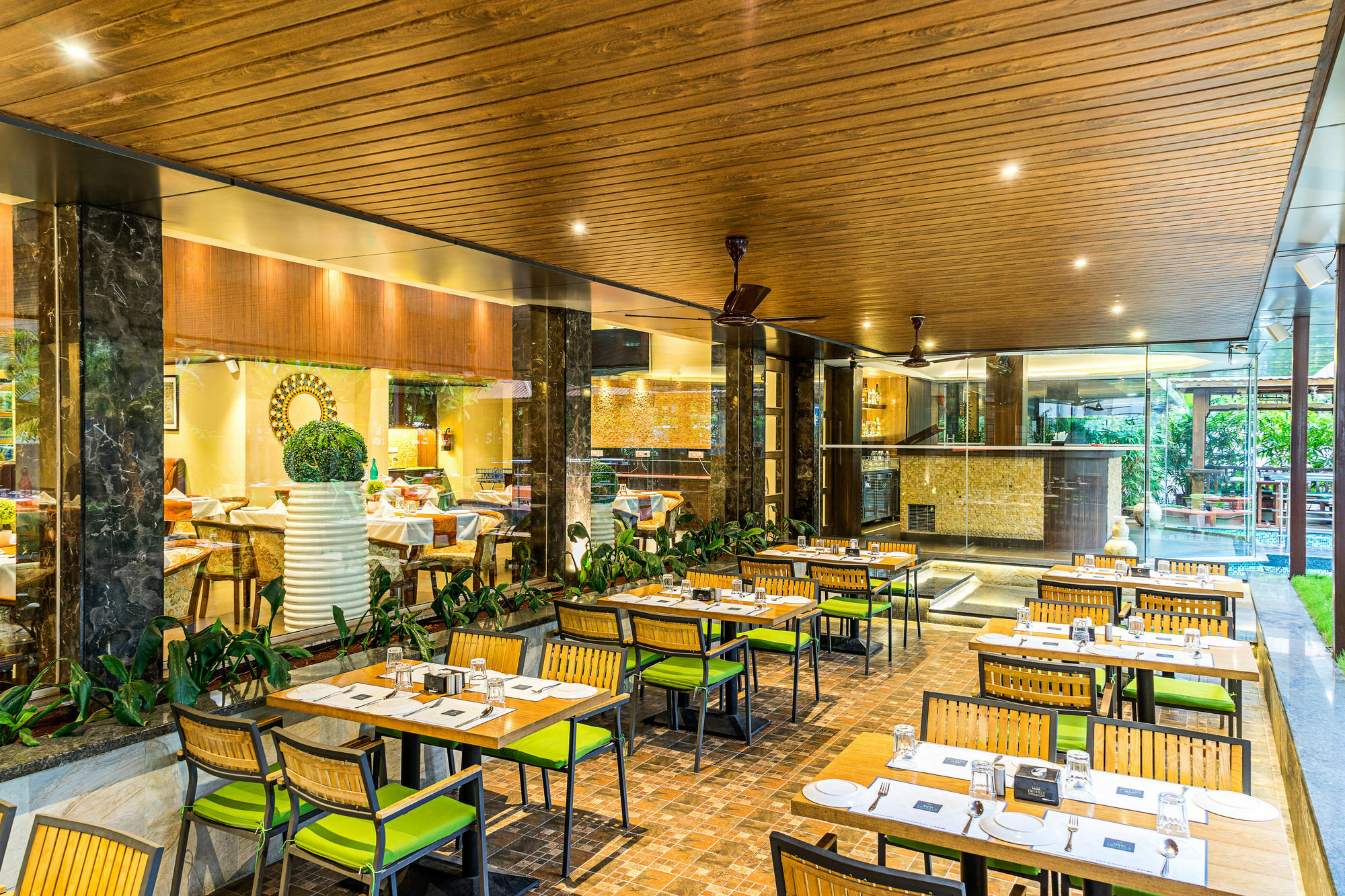 Treebo Premium Grand Emerald Pimpri-Chinchwad Екстер'єр фото